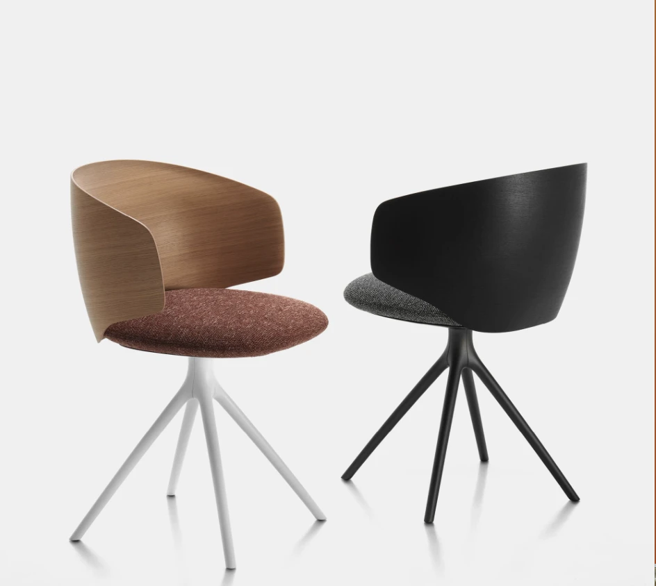 universal-chair-1